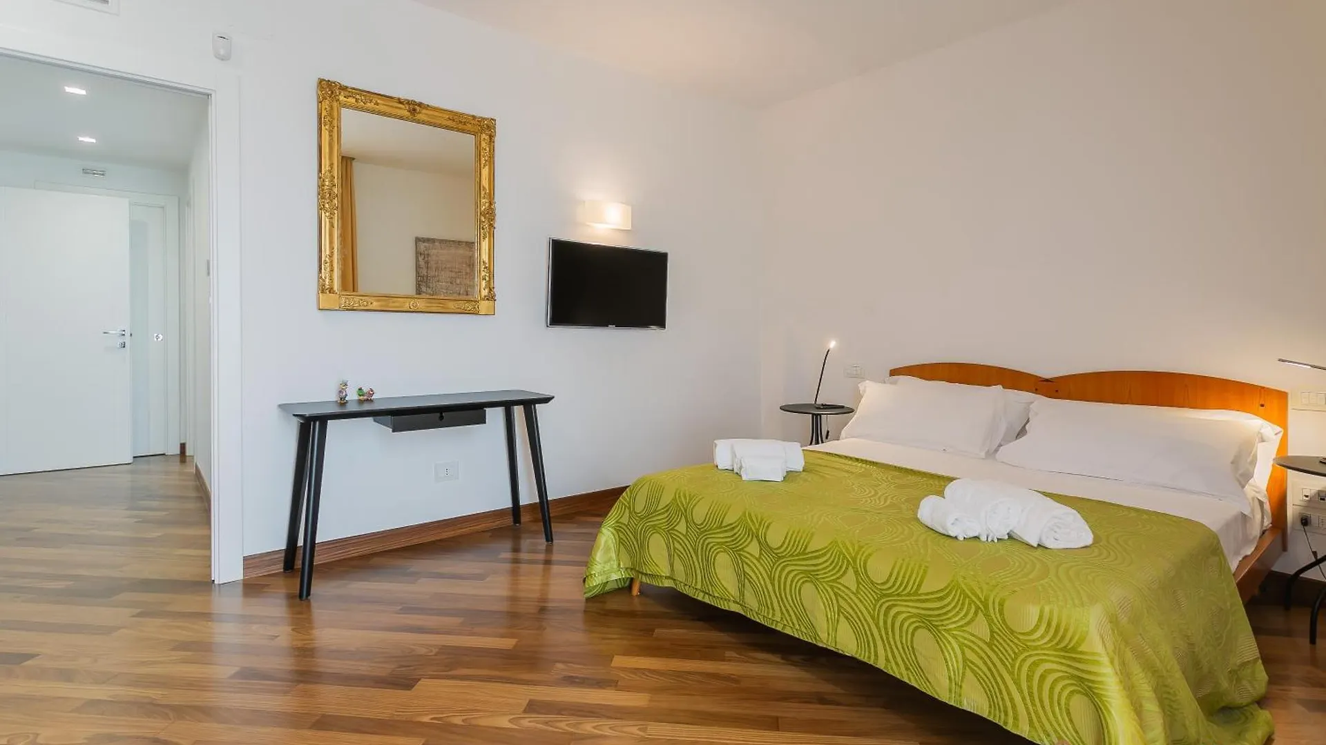 Santa Scolastica Apartment By Apulia Accommodation Bari
