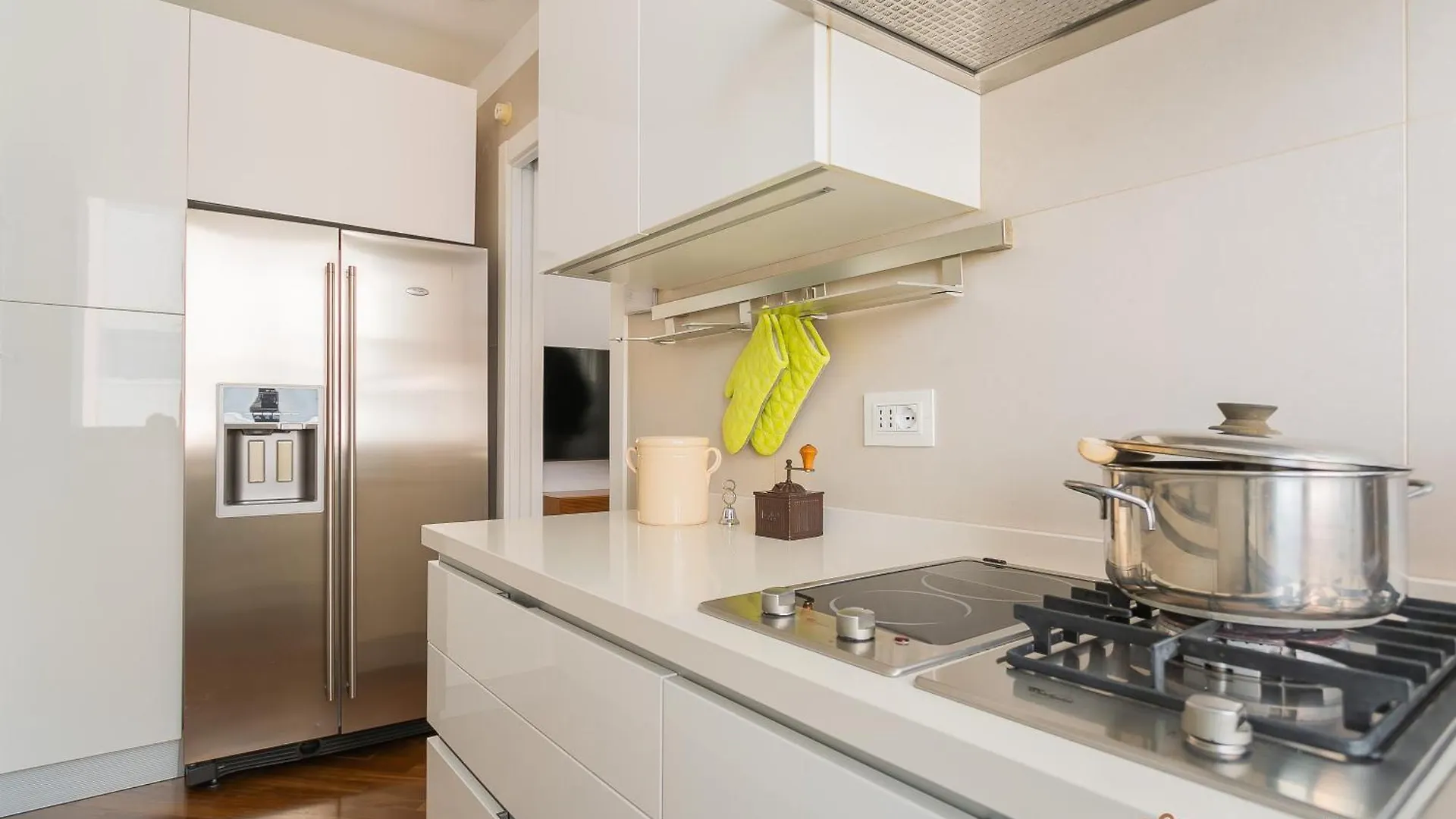 Santa Scolastica Apartment By Apulia Accommodation Bari